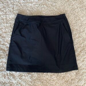 NWOT black skirt by Nike